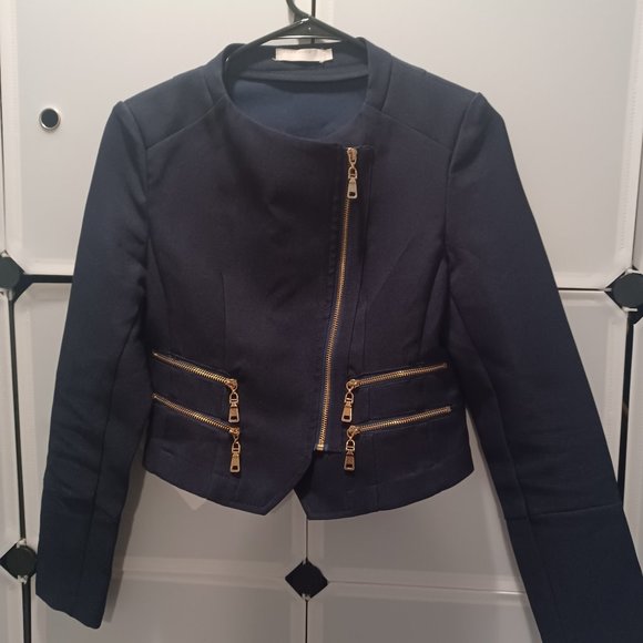 Jacket - Picture 1 of 6